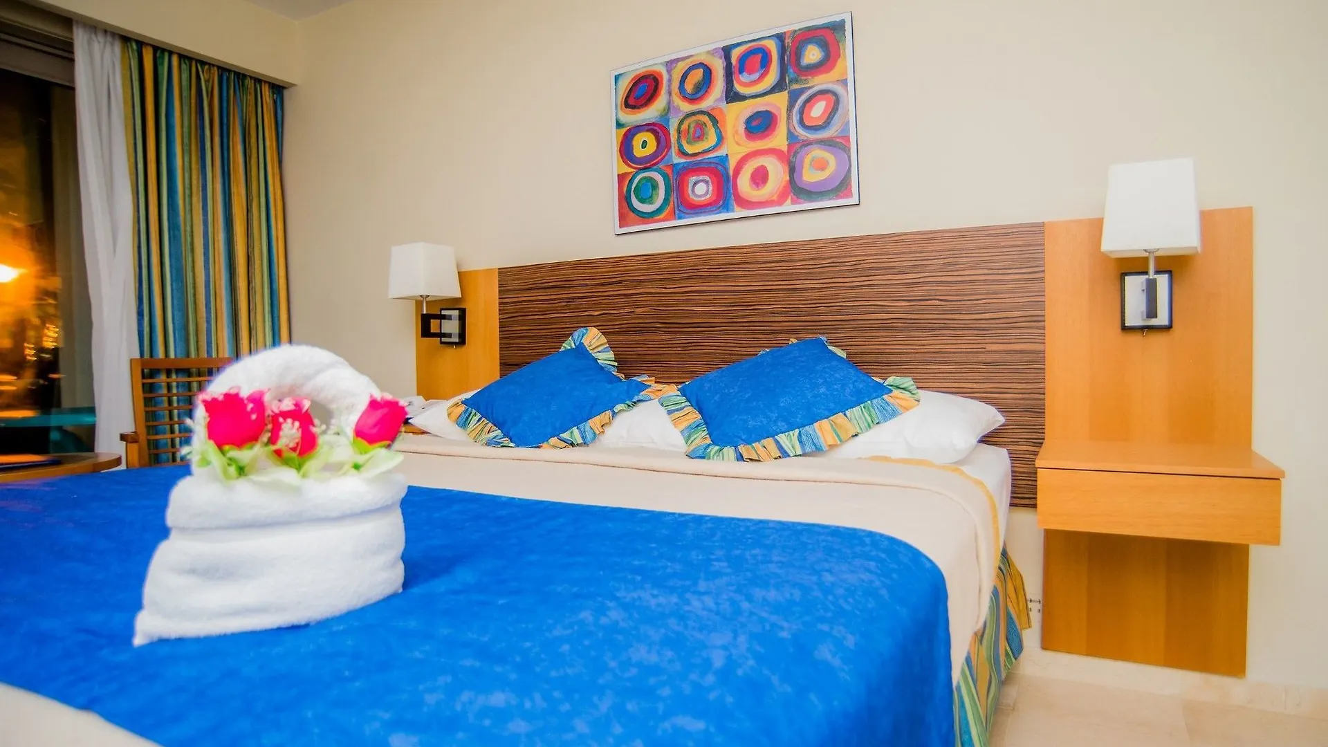 Courtyard By Marriott Aruba Resort Palm Beach 4*,