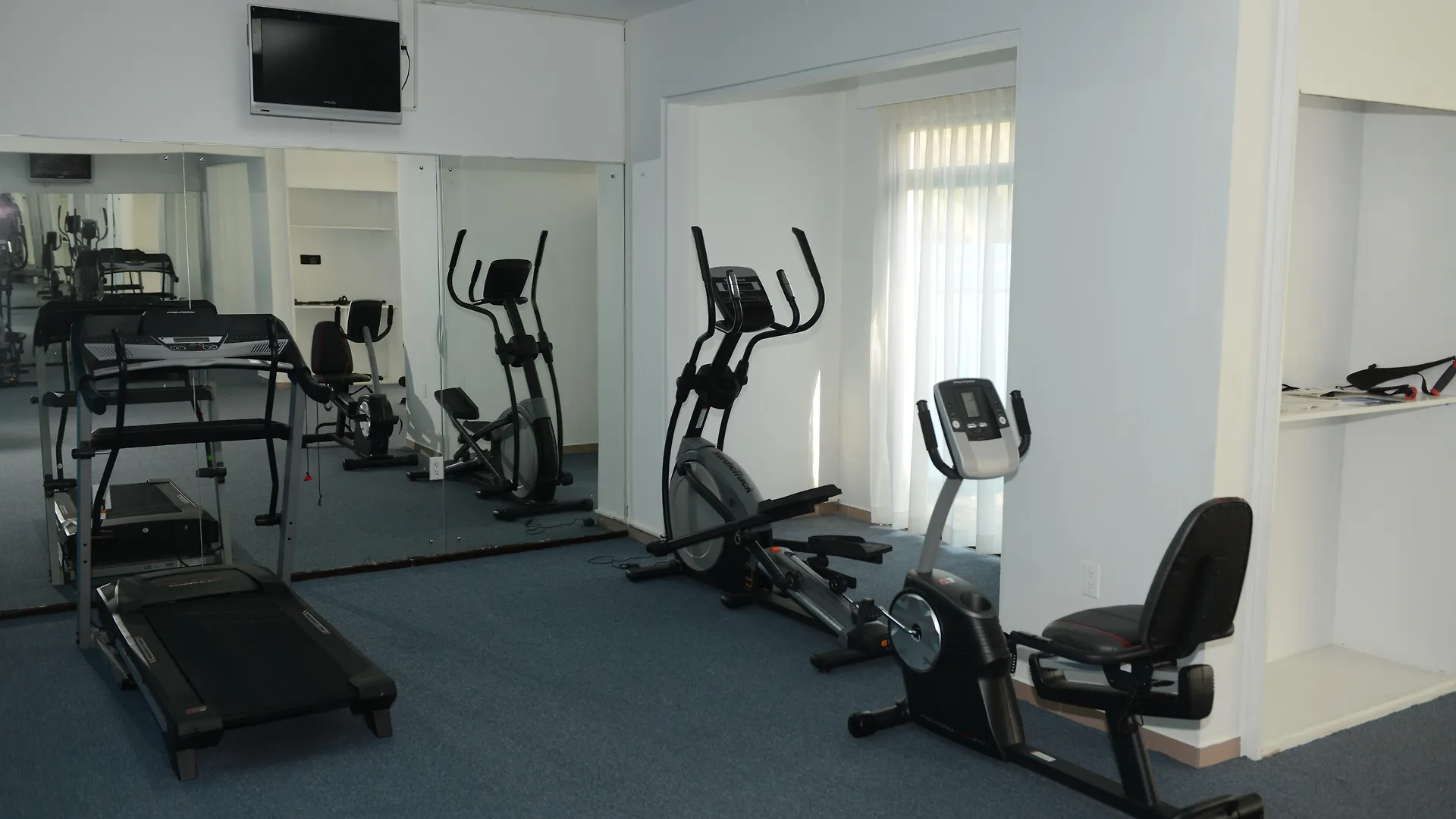 Courtyard By Marriott Aruba Resort contacts