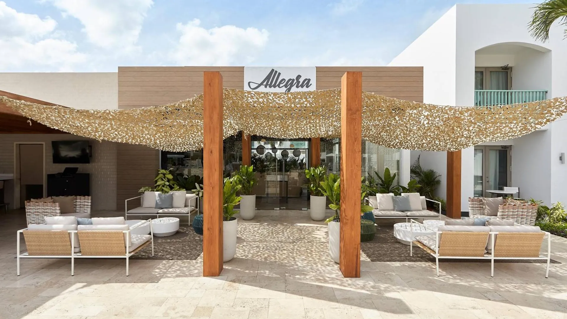Courtyard By Marriott Aruba Resort Palm Beach Aruba