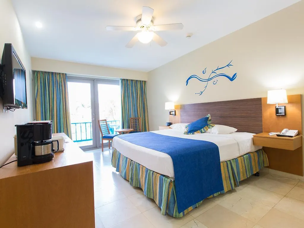 Courtyard By Marriott Aruba Resort Palm Beach 4*,
